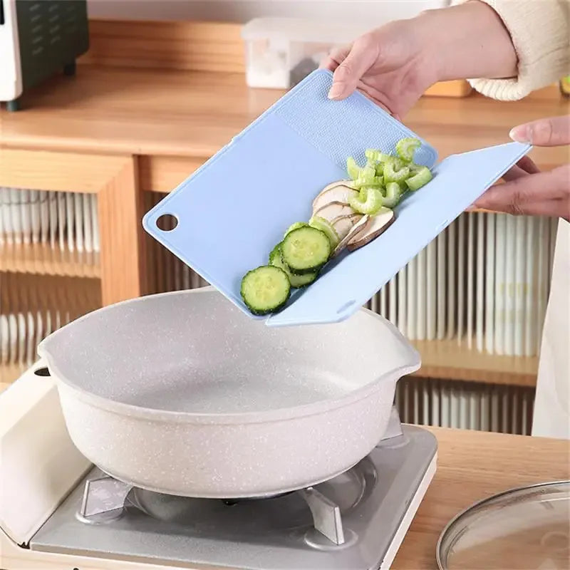 1PC Foldable Durable Cutting Board — Compact, Non-Slip Prep Surface for Kitchen & Camp