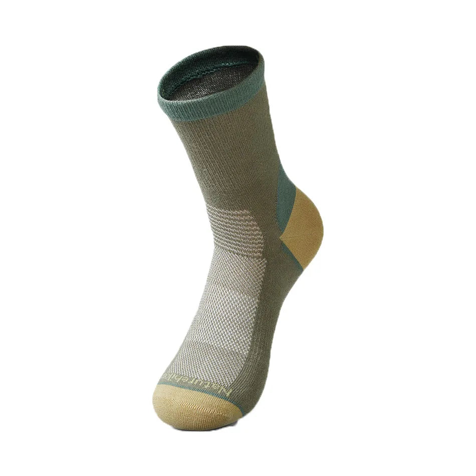 Naturehike Socks – Quick-Drying Right Angle Mid-Calf Socks for Running, Hiking & Mountaineering