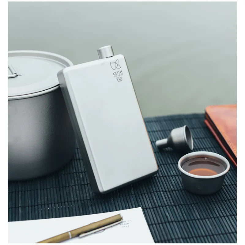 KEITH Titanium Pocket Flask with Funnel – 100ml / 200ml